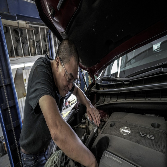 appliance repair technician portrait